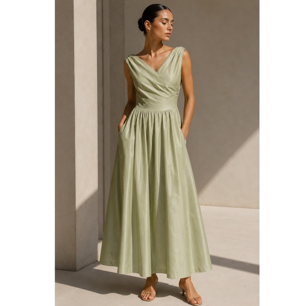VINTAGE 80s Watters and Watters Maxi Dress Women 8 Sage Taffeta Formal Gown